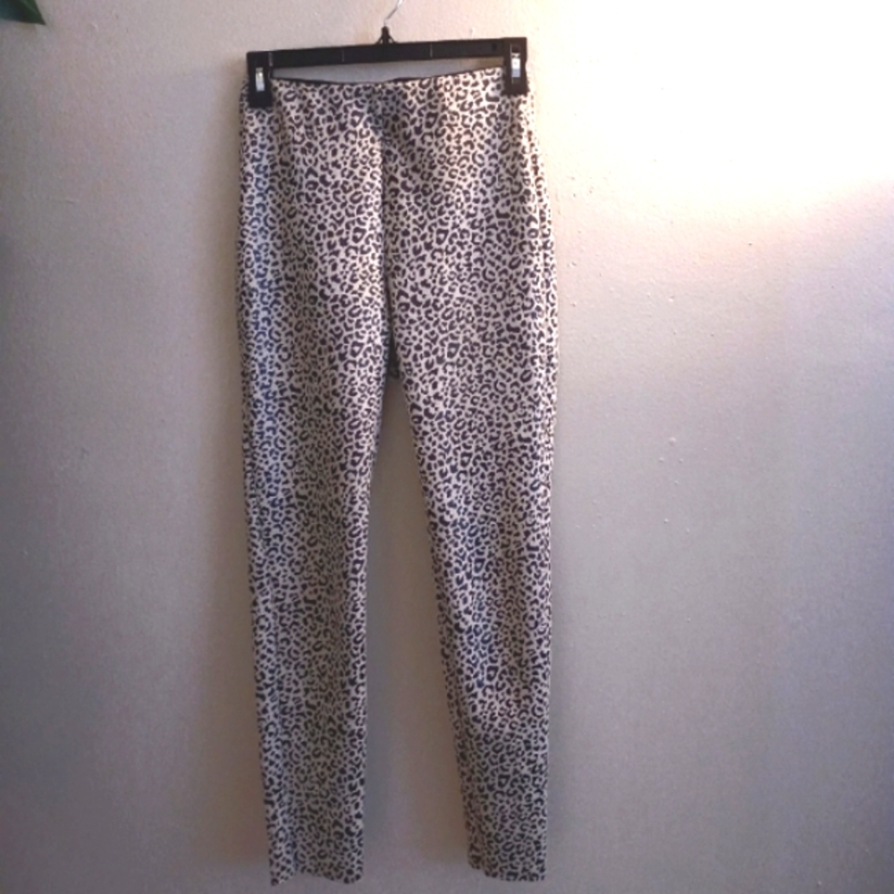 Zara XS Faux leather animal print legging